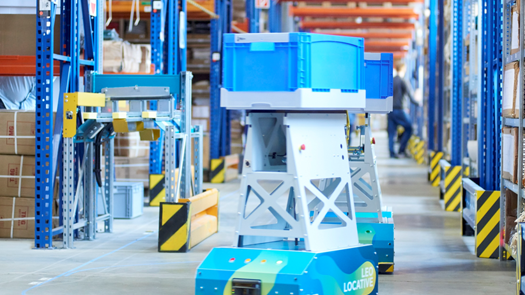 An example of warehouse automation and cobots